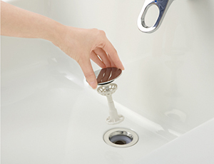 おすすめ トクラスの洗面台は 収納たっぷりでそうじしやすいので評判 株式会社ニッケン